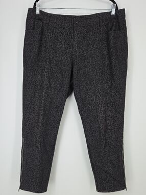 Avenue Jeans Black Leopard Print Pants